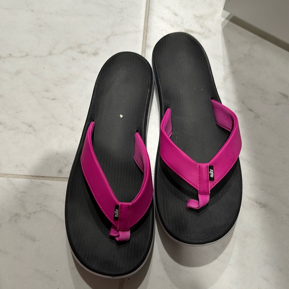 Nike shoes